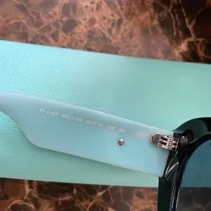 Women’s Tiffany &Co color splash oval sunglasses. Tiffany & Co. Color Splash Oval Sunglasses (SHF-A7RZqo) main image 4